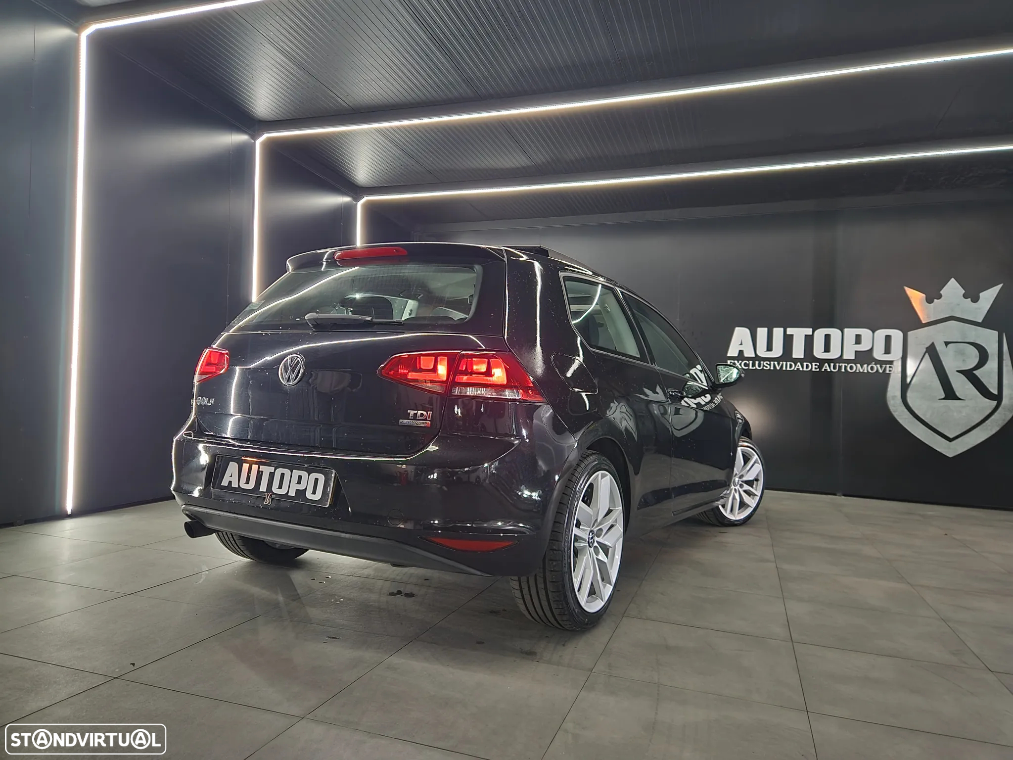 VW Golf 1.6 TDi Highline - 18