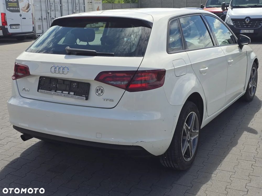 Audi A3 Sportback 1.2 TFSI Attraction - 13