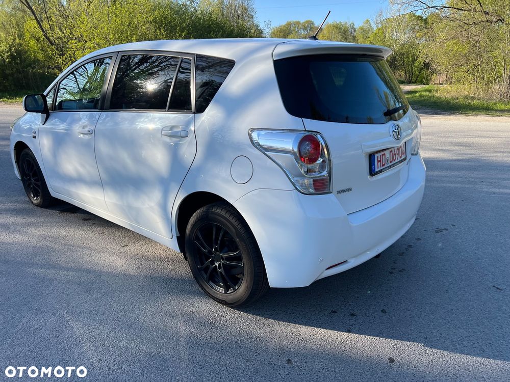 Toyota Verso 1.8 5-Sitzer Comfort - 37