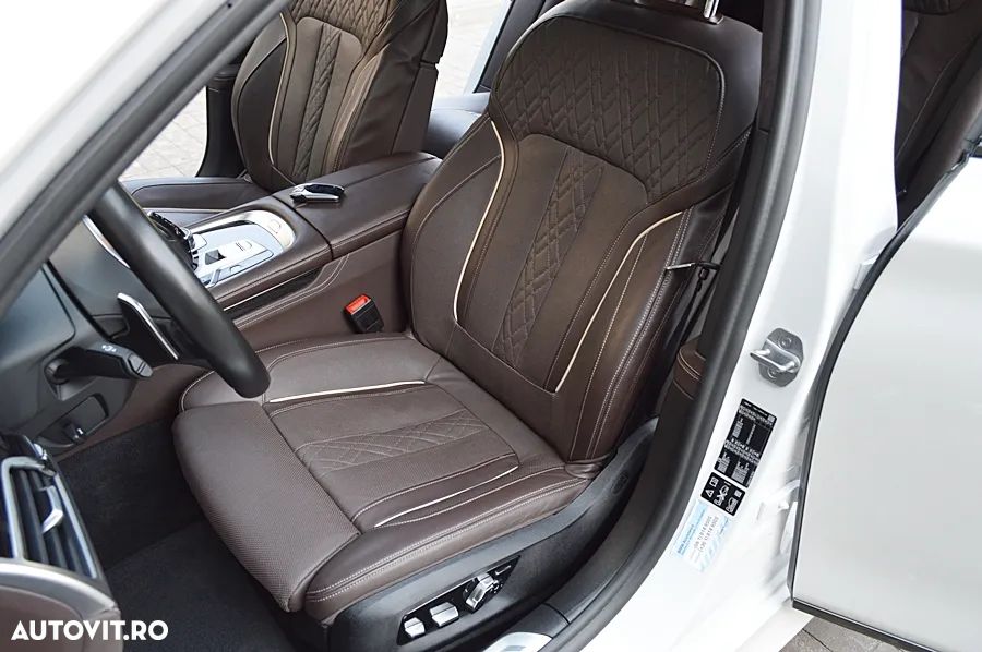 BMW Seria 7 730d xDrive MHEV - 4