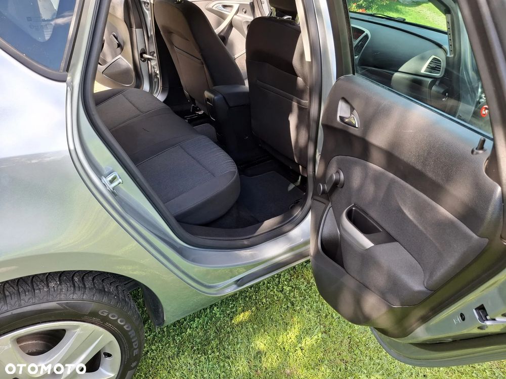 Opel Astra 1.4 Innovation - 27