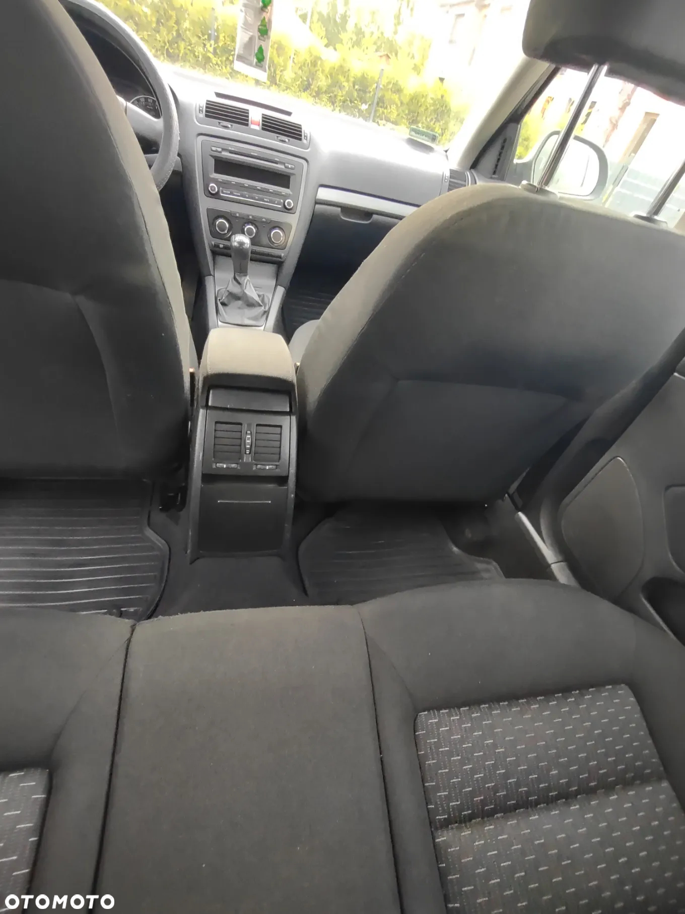 Skoda Octavia 1.6 - 25