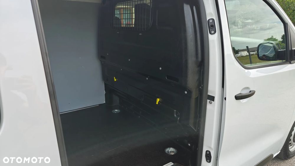 Opel Vivaro - 28
