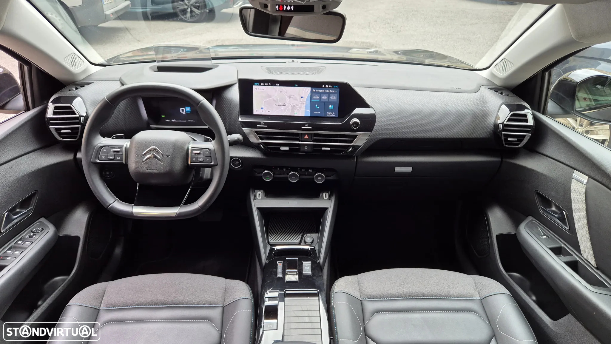 Citroën C4 PureTech 130 Stop&Start EAT8 SHINE - 10