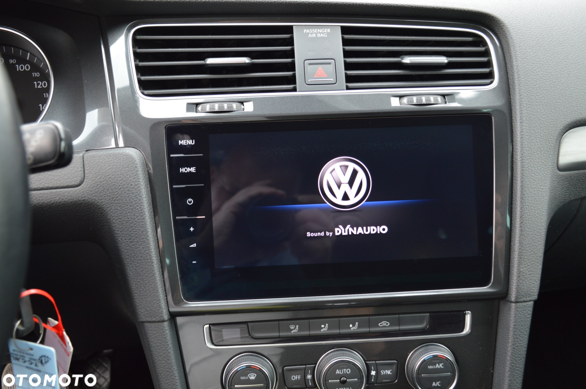Volkswagen Golf e-Golf - 33