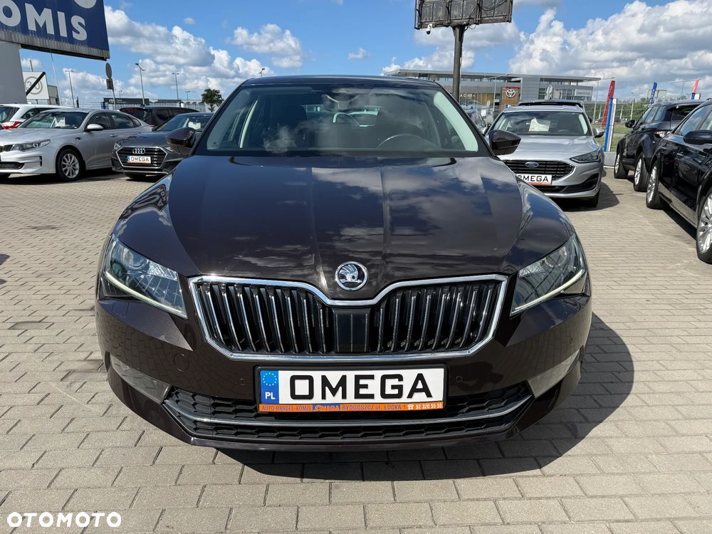 Skoda Superb 2.0 TDI Ambition DSG - 6