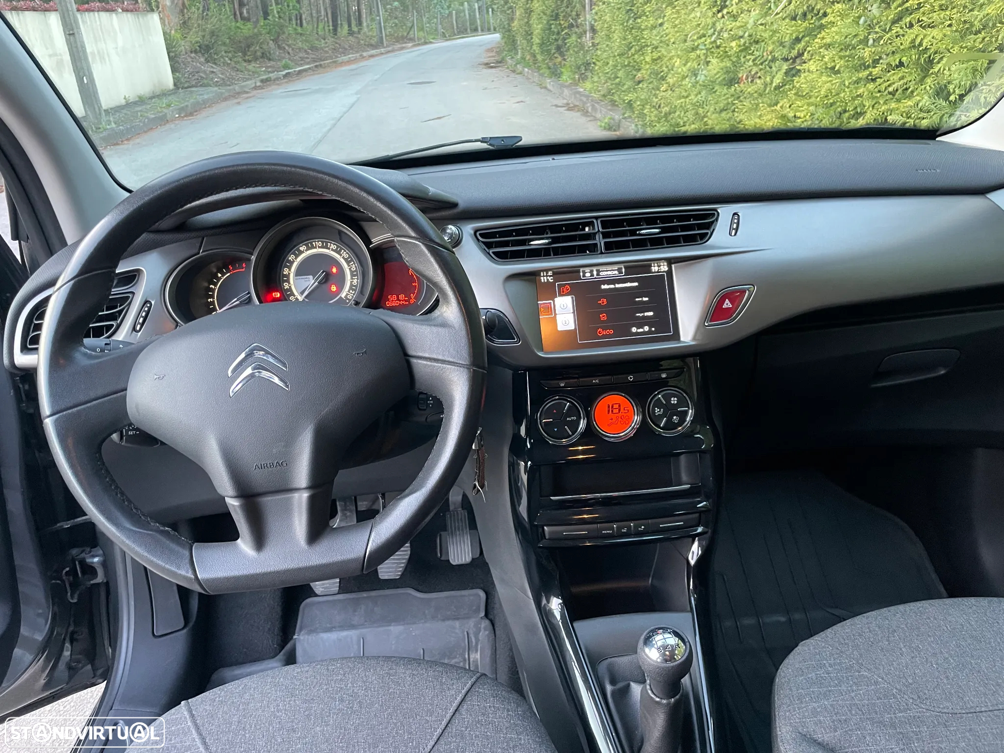 Citroën C3 1.6 BlueHDi Exclusive - 4