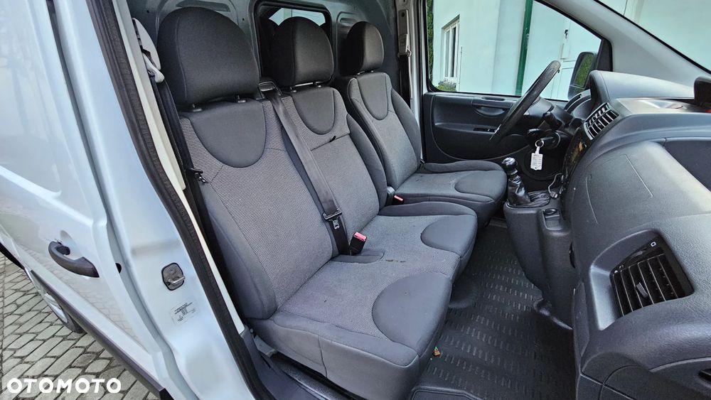 Peugeot Expert 2,0HDI 163KM L2 Długi 2016Rok Klima Webasto Kamera Nawigacja Hak Super Stan - 25