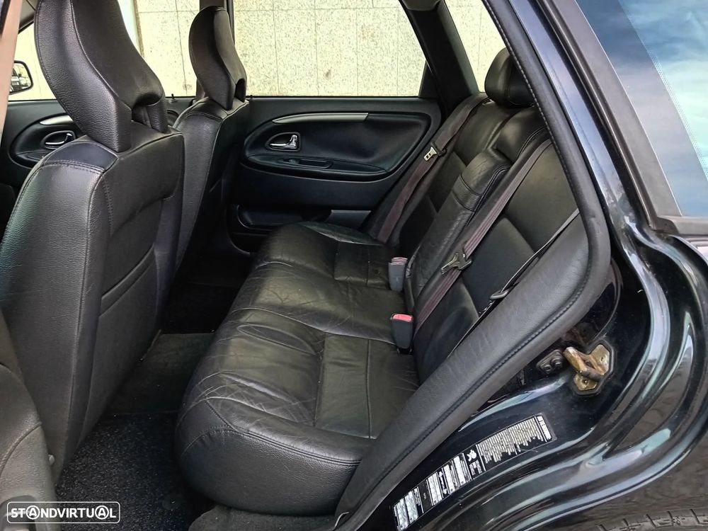 Volvo V40 1.9 D CR Sport - 9