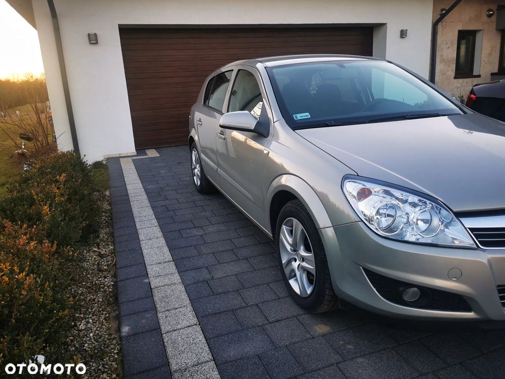 Opel Astra 1.6 Enjoy - 6