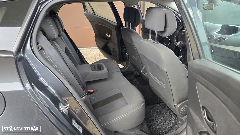 Renault Mégane Sport Tourer 1.5 dCi Dynamique CO2 Champion - 9