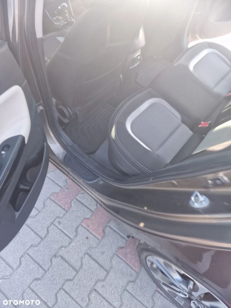 Kia Ceed 1.6 GDI DCT Platinum Edition - 13