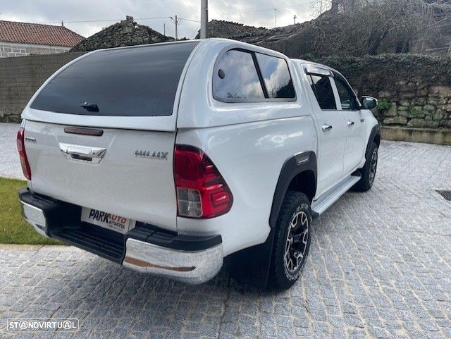 Toyota Hilux 2.4 D-4D 4WD CD CH - 9