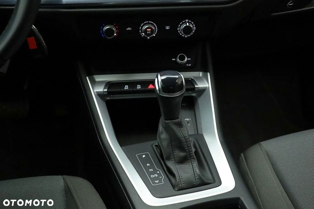 Audi Q3 40 TFSI Quattro S tronic - 22