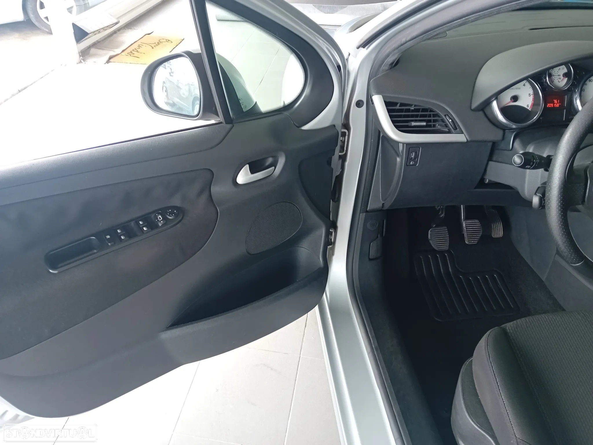 Peugeot 207 1.4 HDi Sport - 10