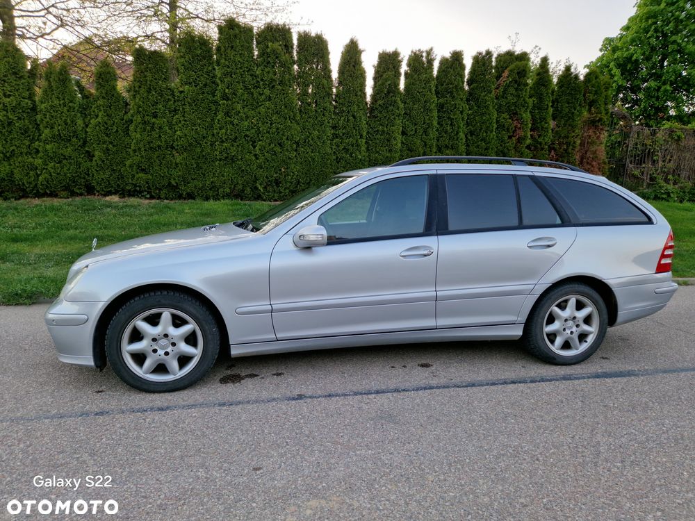 Mercedes-Benz Klasa C 200 CDI Automatik Avantgarde Sport Edition - 17