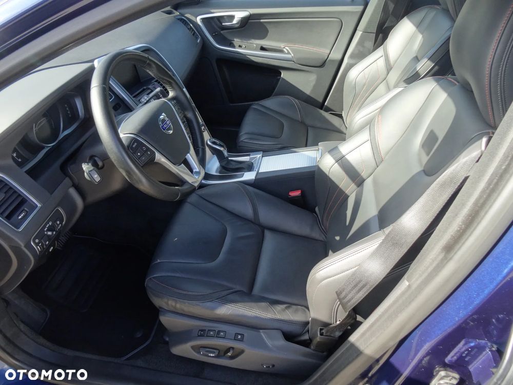 Volvo XC 60 D3 Geartronic Ocean Race - 10