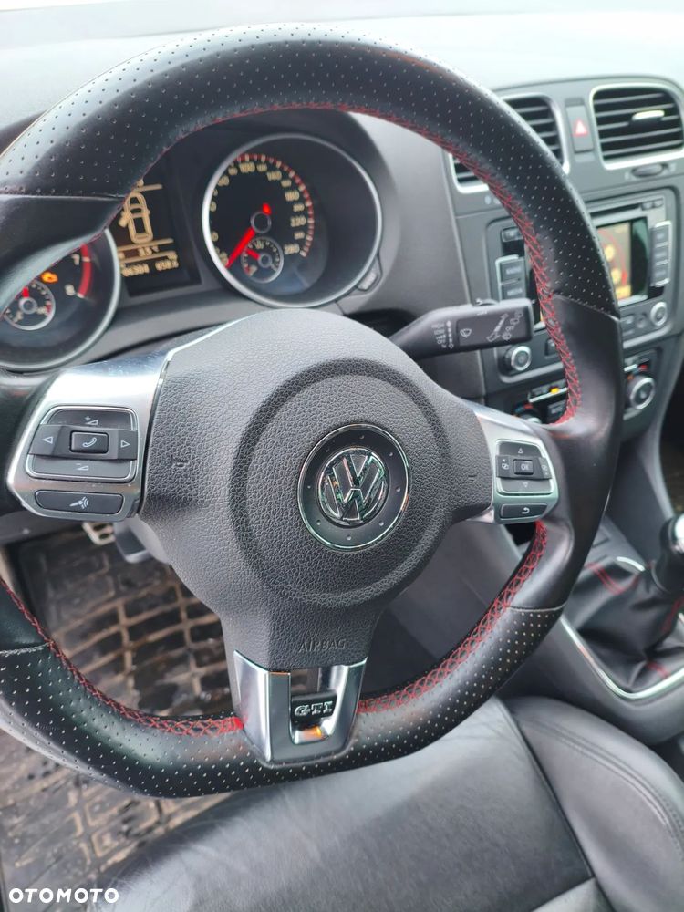 Volkswagen Golf 2.0 GTI - 17