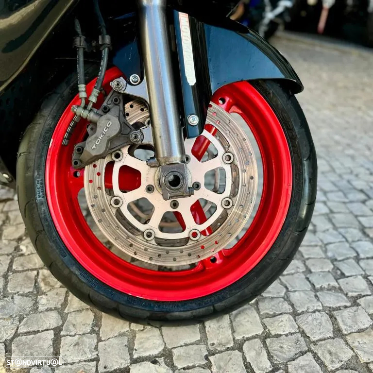 Suzuki GSX-R 600 SRAD - 15