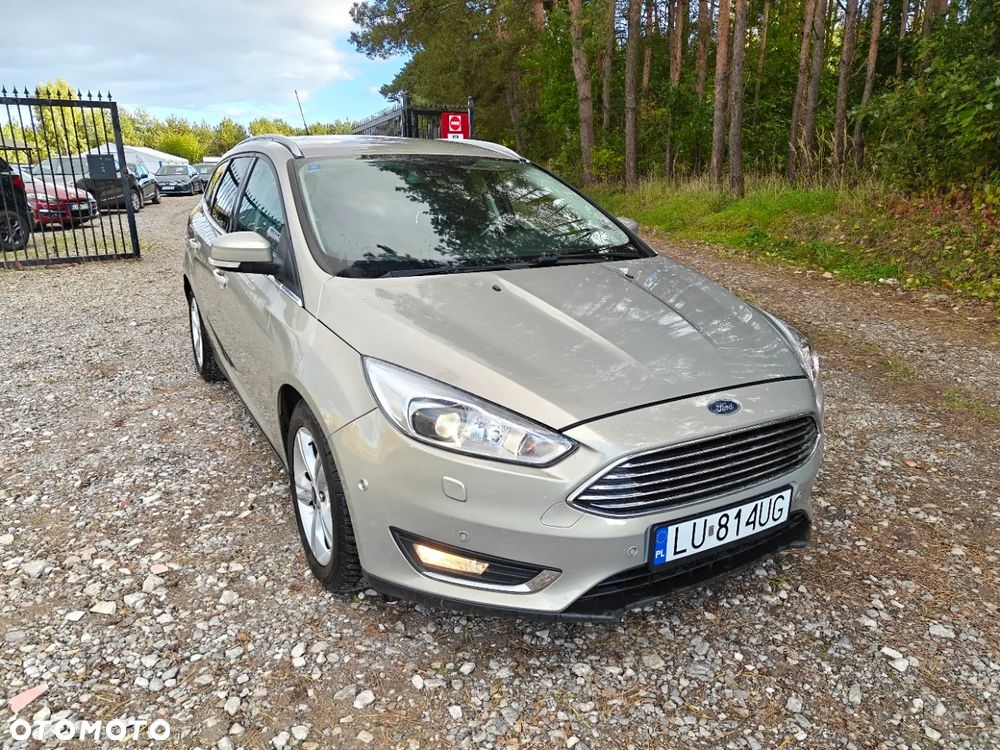 Ford Focus Turnier 1.5 EcoBoost Start-Stopp-System Titanium - 4