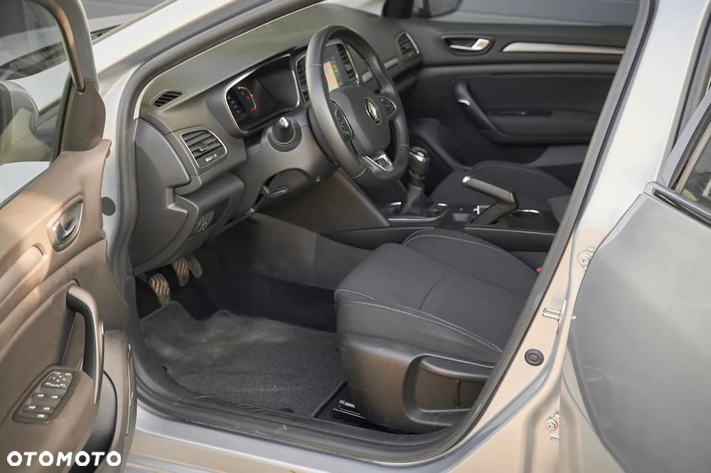 Renault Megane 1.3 TCe FAP Intens - 12