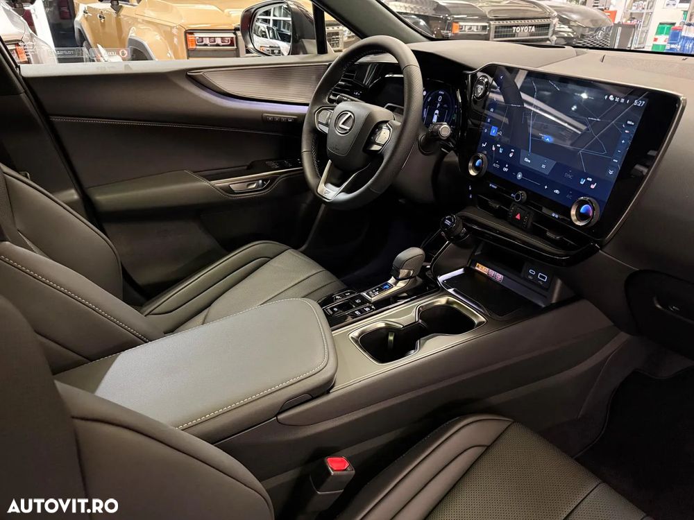 Lexus Seria NX 450h+ E-FOUR F SPORT - 18