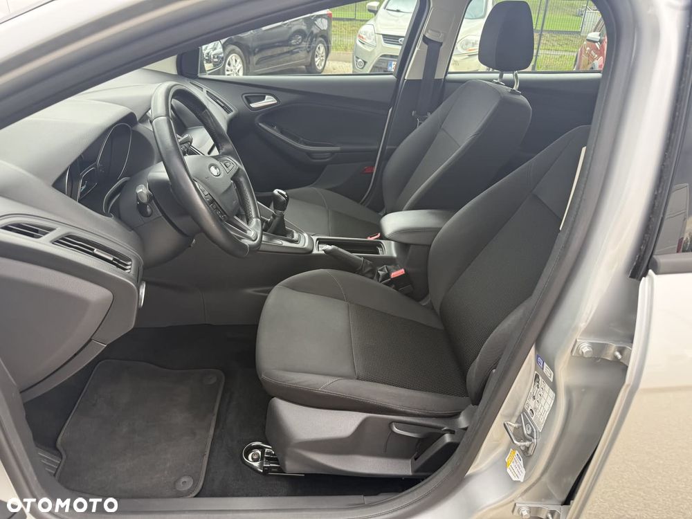 Ford Focus 1.0 EcoBoost Trend Edition Business - 14