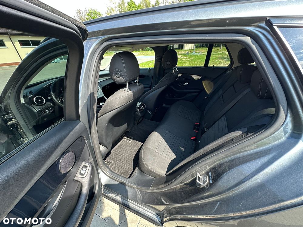 Mercedes-Benz Klasa C 220 d 4MATIC 9G-TRONIC - 13