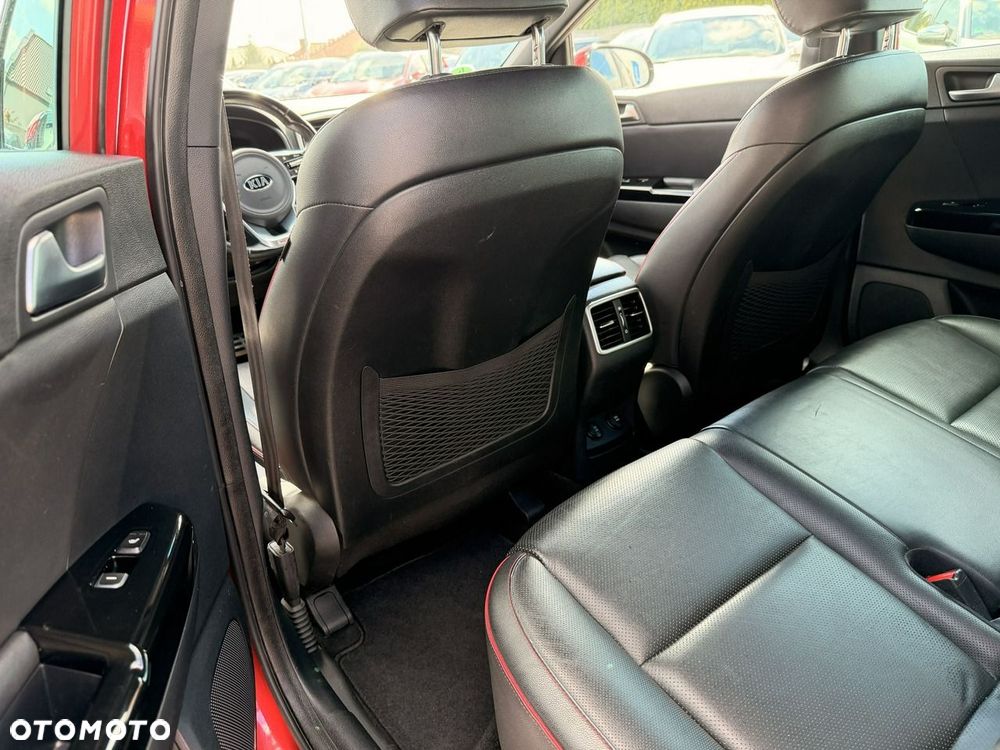 Kia Sportage - 12