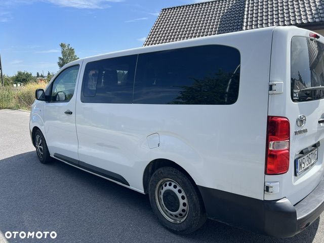 Toyota Verso Long Family 2.0 D-4D - 2