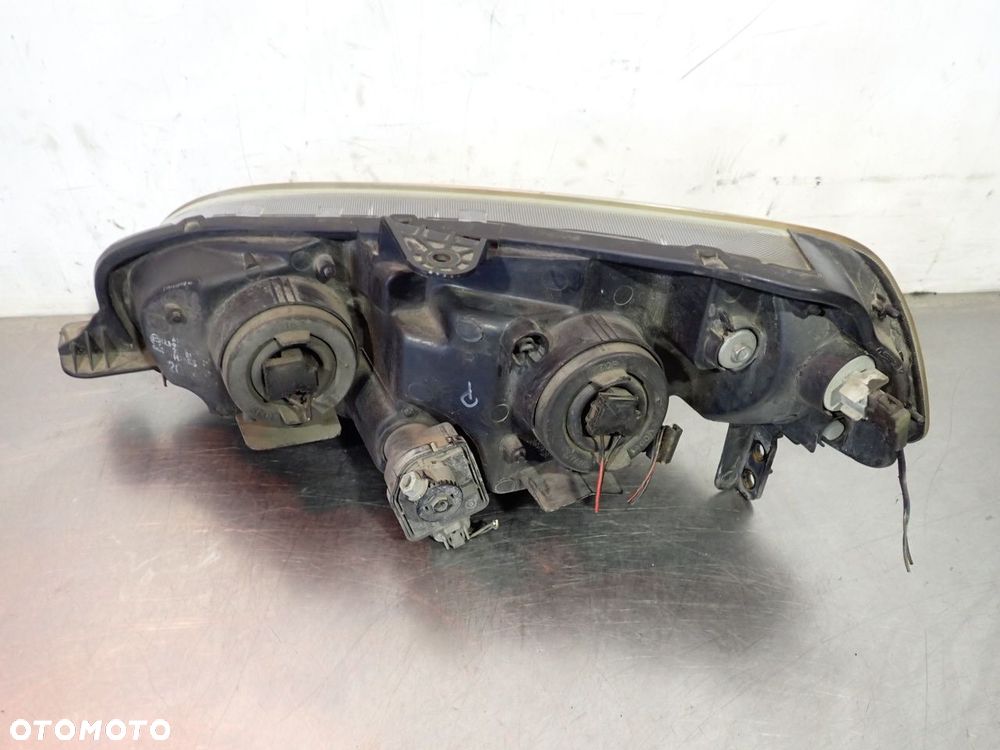 LAMPA PRAWA PRZEDNIA HONDA HR-V - 4