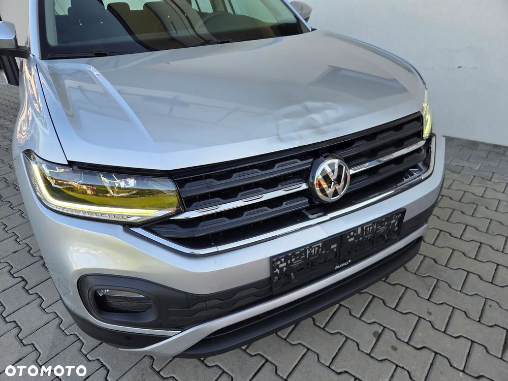 Volkswagen T-Cross - 18