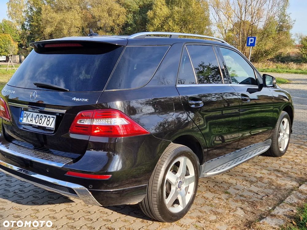 Mercedes-Benz ML 350 BlueTEC 4MATIC 7G-TRONIC Edition 1 - 2