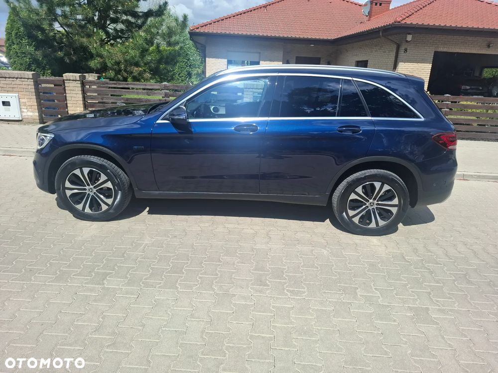 Mercedes-Benz GLC 300 e 4-Matic - 6