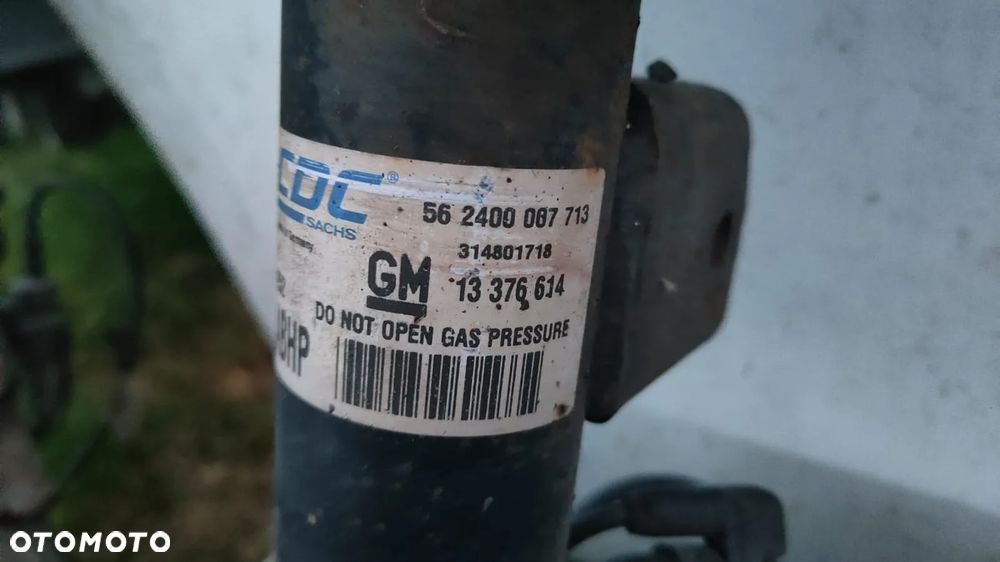 Astra J GTC OPC 2.0 280KM Zawieszenie - 9