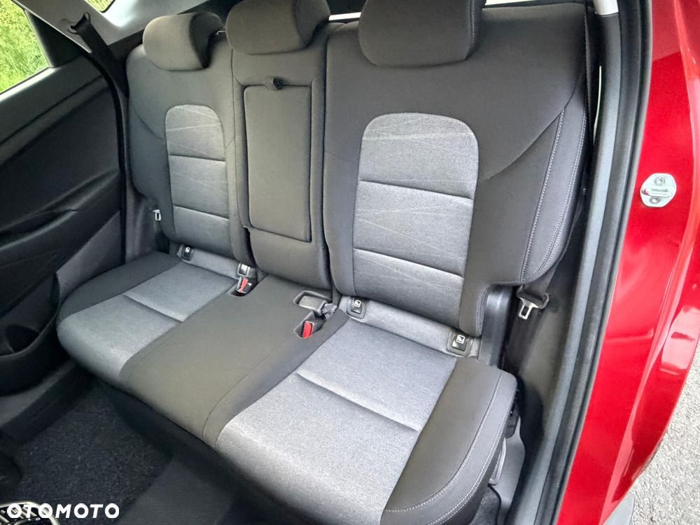 Hyundai Tucson blue 1.6 CRDi 2WD Style - 32