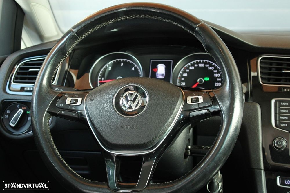 VW Golf Variant 1.6 TDi BlueMotion DSG Cup - 14