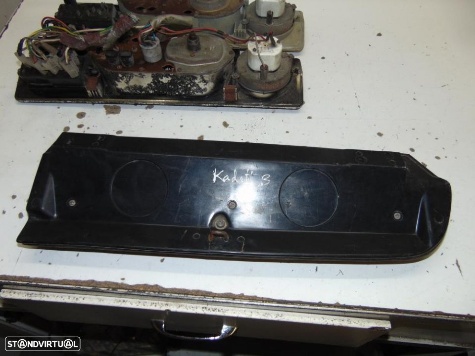 Opel Kadett B tampa porta-luvas - 10