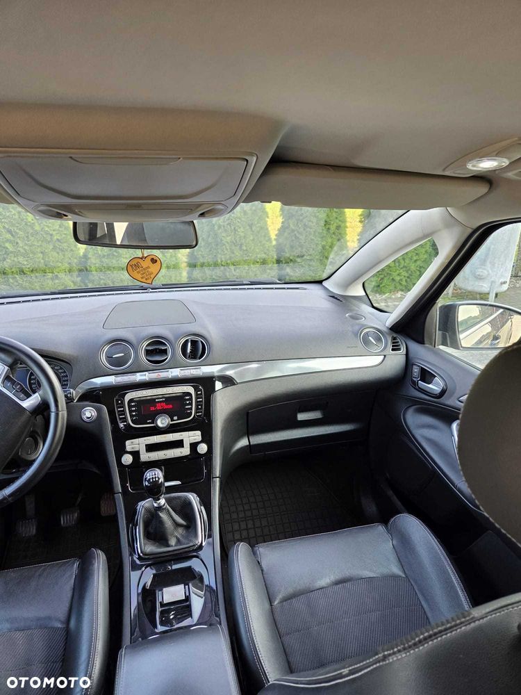 Ford S-Max - 6