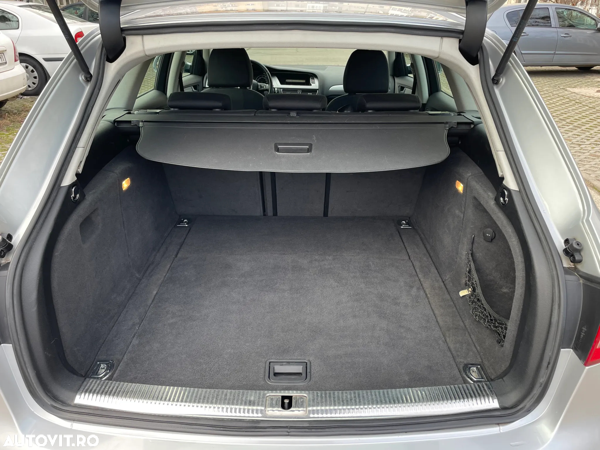 Audi A4 2.0 TDI Avant - 12