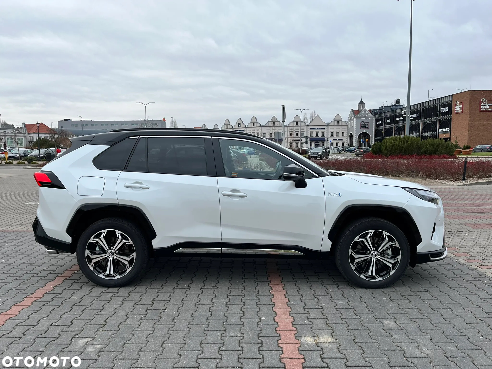 Toyota RAV4 - 3
