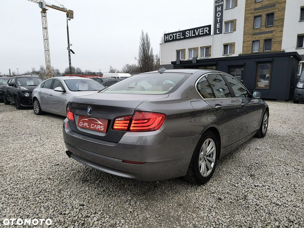 BMW Seria 5 520d - 5