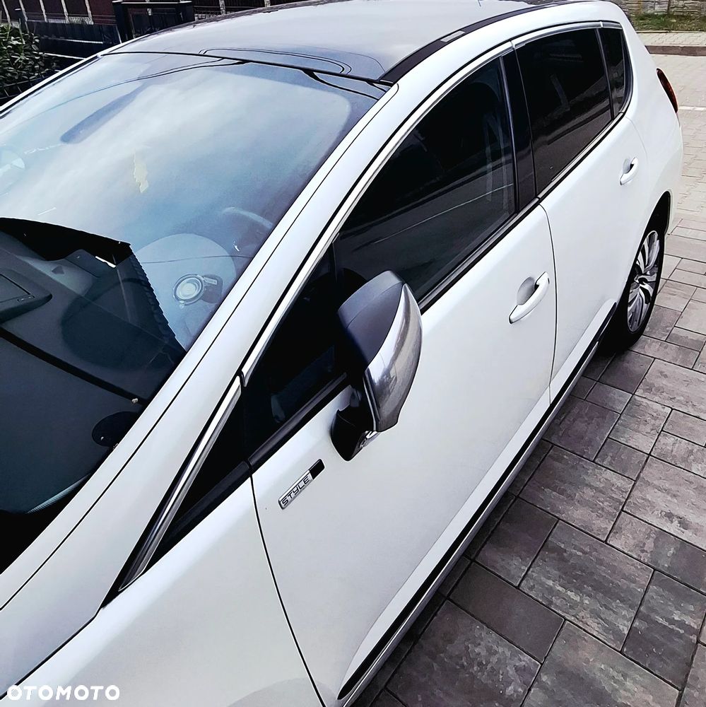 Peugeot 3008 1.2 PureTech Style - 6