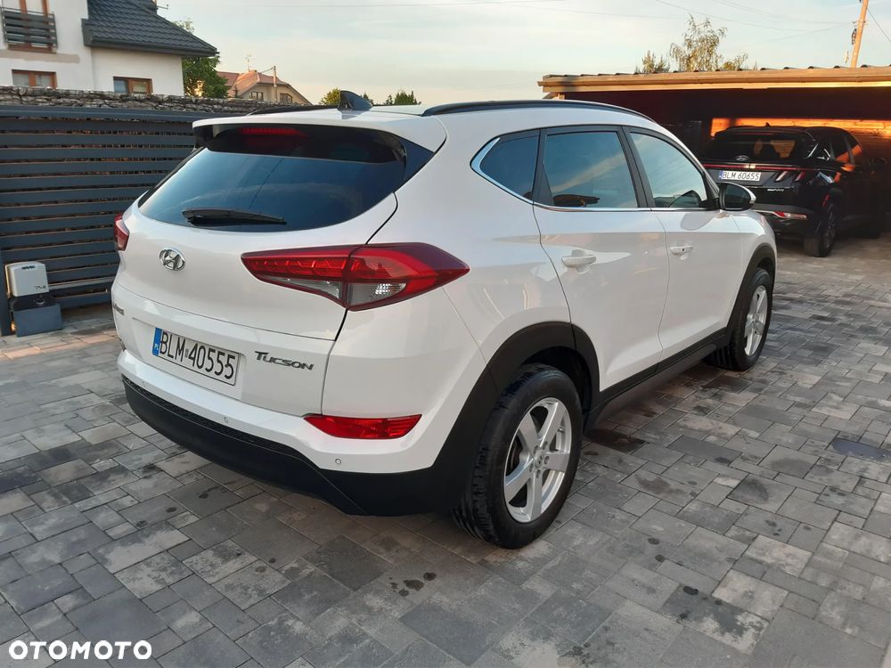 Hyundai Tucson blue 1.7 CRDi 2WD DCT Style - 4