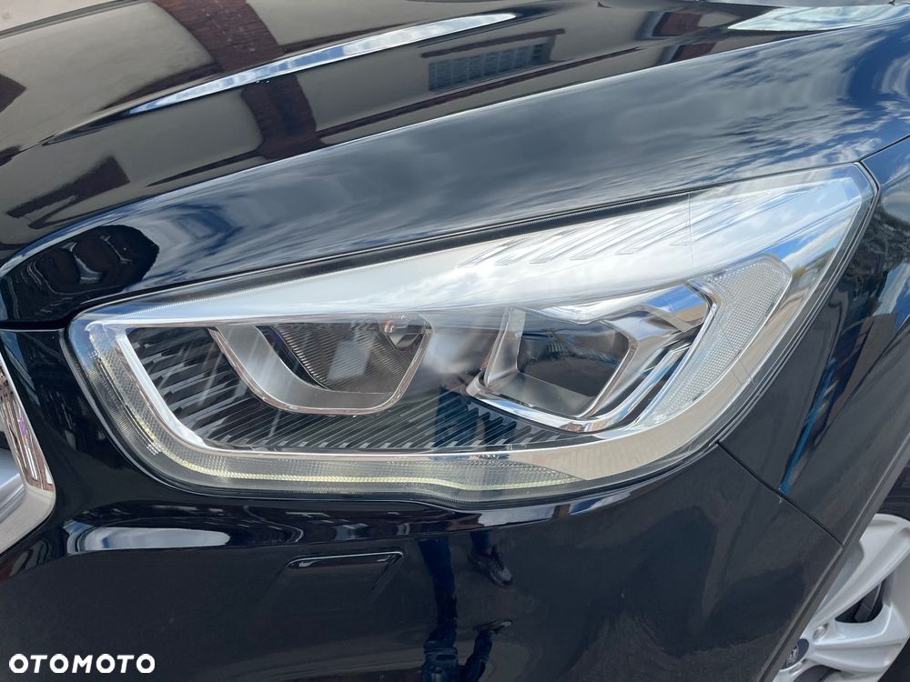 Ford Kuga 1.5 EcoBoost 2x4 Titanium - 5