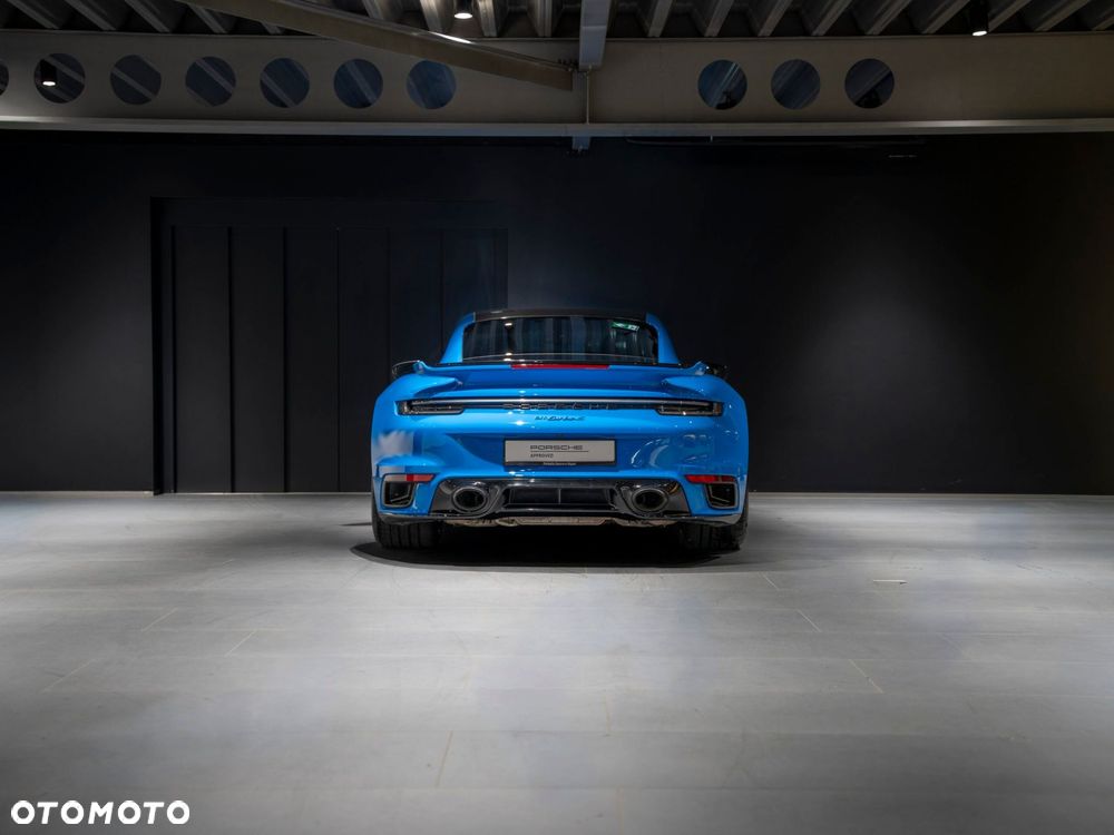 Porsche 911 Turbo S - 4