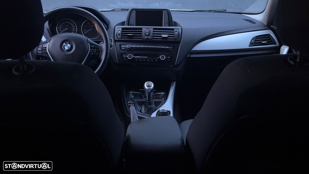 BMW 116 d EfficientDynamics Edition Sport Line - 25