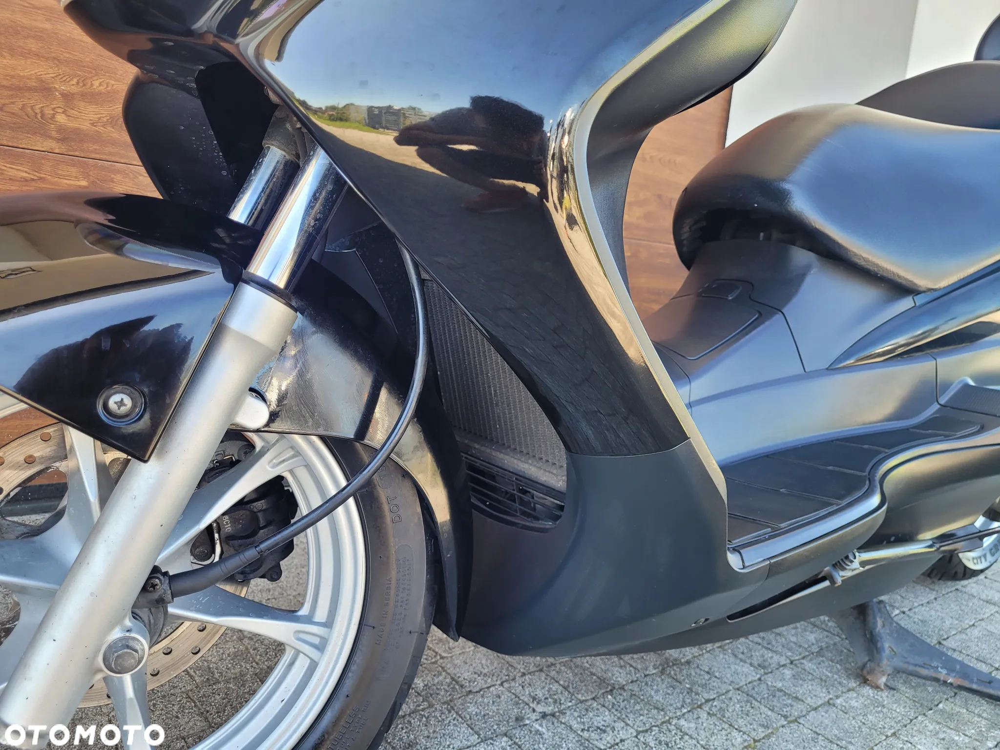 Suzuki Burgman - 5