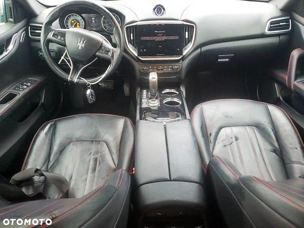 Maserati Ghibli - 8