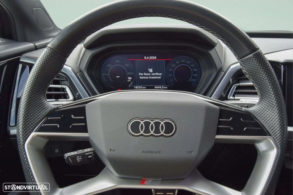Audi Q4 e-tron 45 82 kWh SE Business Plus - 13